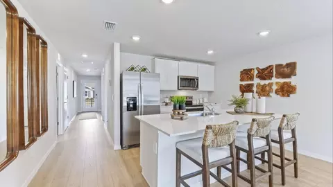Entry Way - 17325 Whiskey Creek Trl, Parrish, FL 34219 photo 2 of 3
