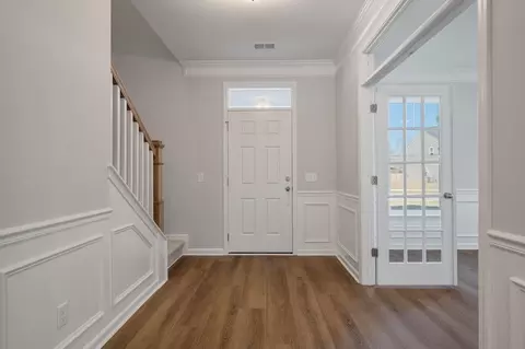Entry Way - 12700 Beaver Point Dr, Midlothian, VA 23112 photo 2 of 7