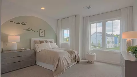 Bedroom - 8774 Rosehaven Ln, Frederick, MD 21701 photo 3 of 4