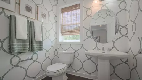 Bath - 8774 Rosehaven Ln, Frederick, MD 21701 photo 1 of 7