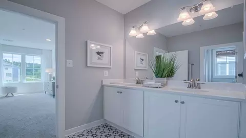 Bath - 8774 Rosehaven Ln, Frederick, MD 21701 photo 6 of 7