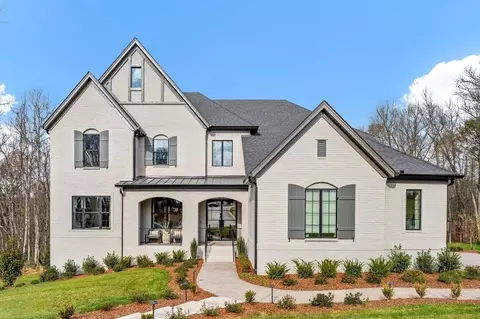 Undisclosed, Columbia, TN 37174
