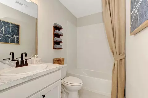 Bath - 4425 Main St, Perry, OH 44081 photo 1 of 2