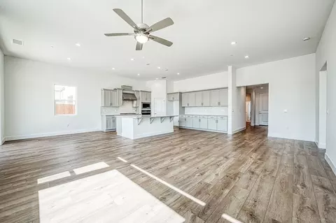 Living - 967 Talus Way S, Madera, CA 93636 photo 3 of 5