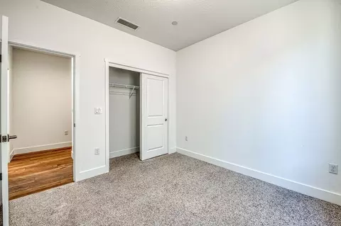 Bedroom - 967 Talus Way S, Madera, CA 93636 photo 4 of 8