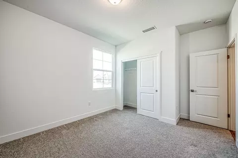 Bedroom - 967 Talus Way S, Madera, CA 93636 photo 5 of 8