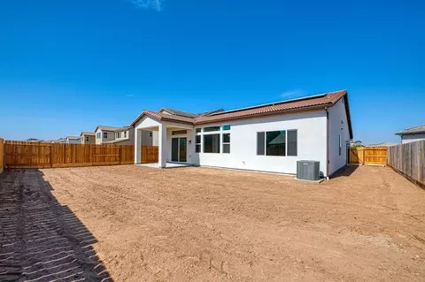 Exterior - 967 Talus Way S, Madera, CA 93636 photo 9 of 12