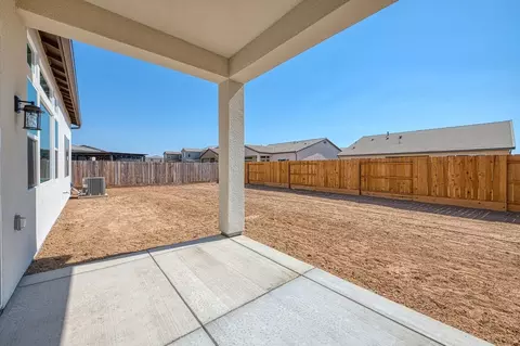Exterior - 967 Talus Way S, Madera, CA 93636 photo 6 of 12
