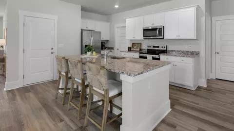 Kitchen - 208 Surfside Landing Blvd, Hubert, NC 28539 photo 4 of 7