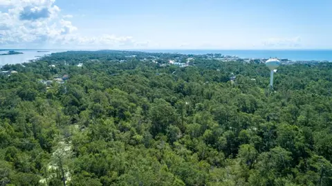 View/Area - 208 Surfside Landing Blvd, Hubert, NC 28539 photo 10 of 13