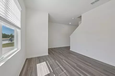 Living - 13112 Bending Creek Trl, Parrish, FL 34219 photo 4 of 5