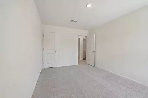 Bedroom - 13112 Bending Creek Trl, Parrish, FL 34219 photo 6 of 7
