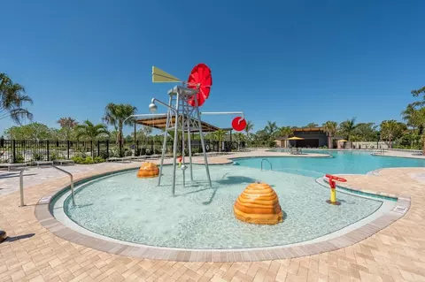 Exterior - 13112 Bending Creek Trl, Parrish, FL 34219 photo 4 of 4
