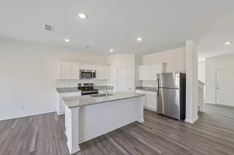 Kitchen - 13112 Bending Creek Trl, Parrish, FL 34219 photo 1 of 2