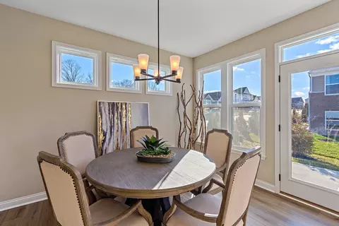 Dining - 5469 Sheldon Close, Middletown, OH 45005 photo 2 of 4