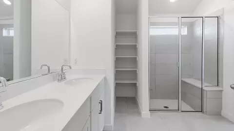 Bath - 191 Oriole St, Kyle, TX 78640 photo 1 of 4