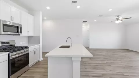 Kitchen - 191 Oriole St, Kyle, TX 78640 photo 2 of 7