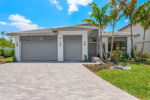 13519 Nesting Pines Way, Palm Beach Gardens, FL 33412