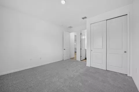 Bedroom - 897 Ladyfish Trl, Saint Cloud, FL 34771 photo 4 of 22