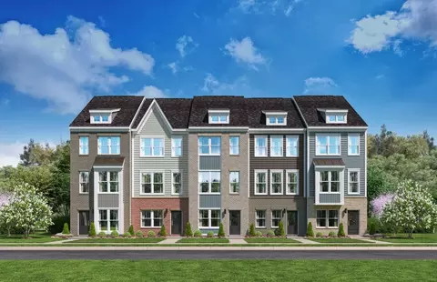 7501 Braun St, Laurel, MD 20707