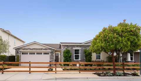 2953 Garnet Way, Marina, CA 93933