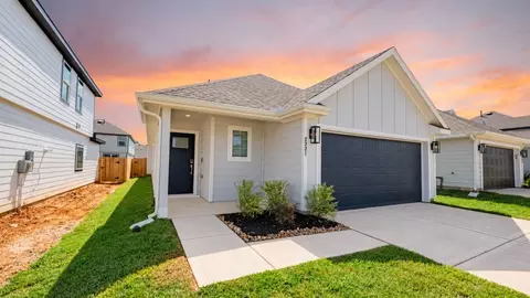 2321 Nooksack Dr, Conroe, TX 77384