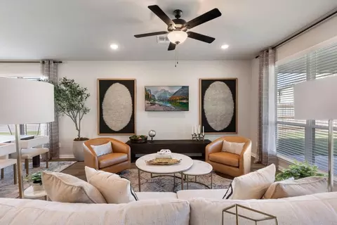 Living - 1600 Hillside Dr, Temple, TX 76502 photo 8 of 9