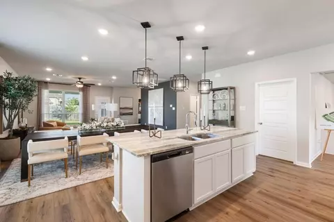 Kitchen - 1600 Hillside Dr, Temple, TX 76502 photo 5 of 7