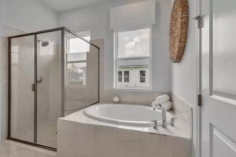 Bath - 52 Sundance Dr, Saint Augustine, FL 32092 photo 6 of 10