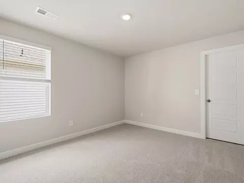 Bedroom - 913 Appalachian Dr, Moore, SC 29369 photo 5 of 7