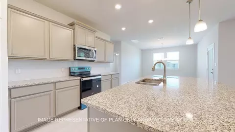 Kitchen - 1013 Sydney Blvd, Thorndale, TX 76577 photo 1 of 4