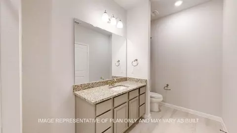 Bath - 1013 Sydney Blvd, Thorndale, TX 76577 photo 5 of 11