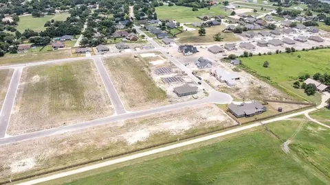 View/Area - 1013 Sydney Blvd, Thorndale, TX 76577 photo 1 of 9