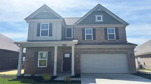 1295 Foxtail Ln, Greenwood, IN 46143