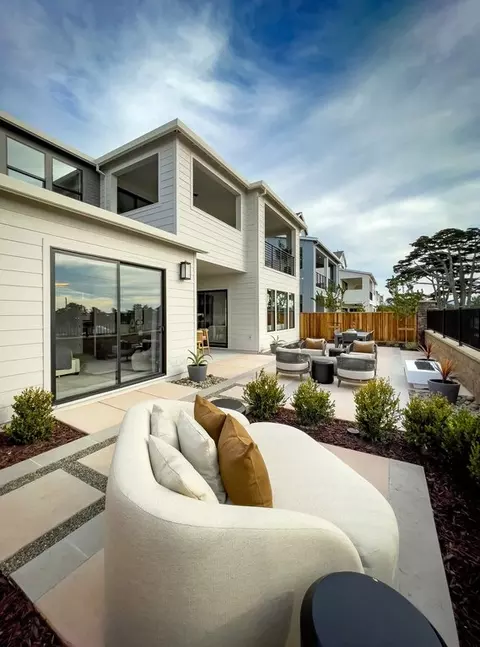 Exterior - 98 8th St, Marina, CA 93933 photo 16 of 17