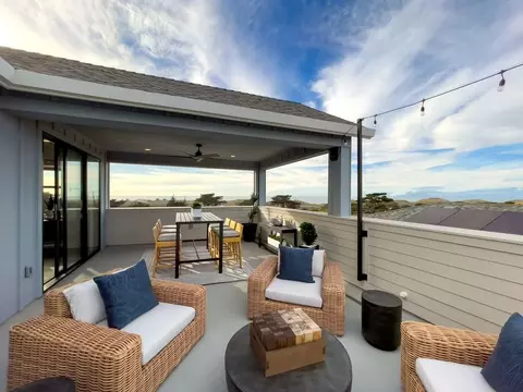 Exterior - 98 8th St, Marina, CA 93933 photo 7 of 17