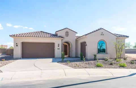 8225 W Willow Way, Florence, AZ 85132
