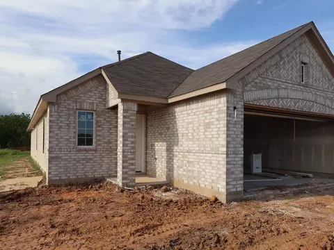 1045 Garnet Star Dr, La Marque, TX 77568
