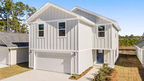 133 Chateau Ln, Port Saint Joe, FL 32456