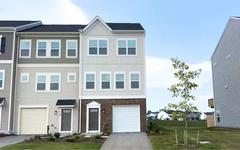 114 Swansong Pl, Winchester, VA 22603