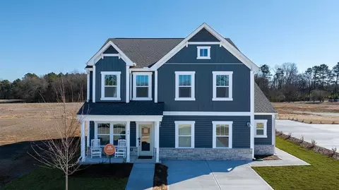 229 Nathan Dr #36, Lillington, NC 27546