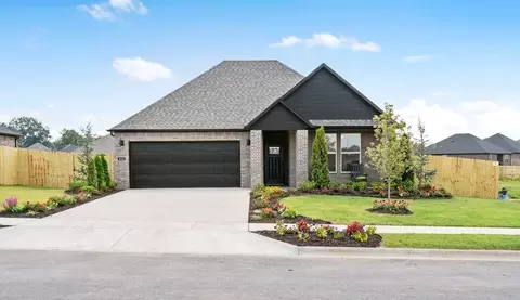 543 Oklahoma St, Farmington, AR 72730