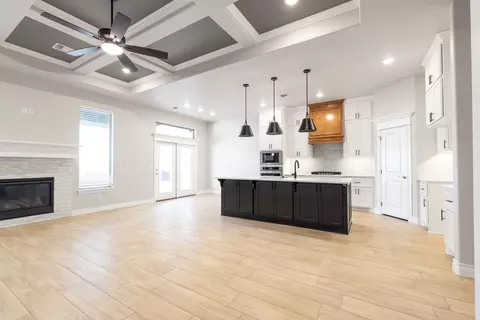 Living - 2920 E Northampton St, Broken Arrow, OK 74014 photo 4 of 8