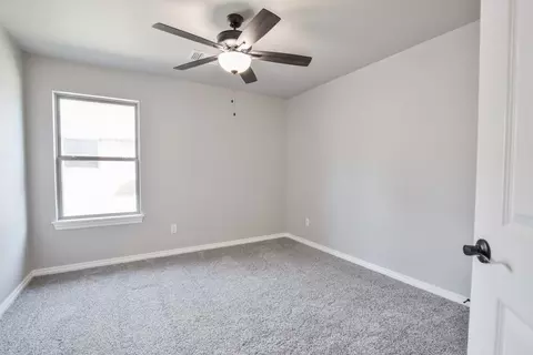 Bedroom - 2920 E Northampton St, Broken Arrow, OK 74014 photo 14 of 15