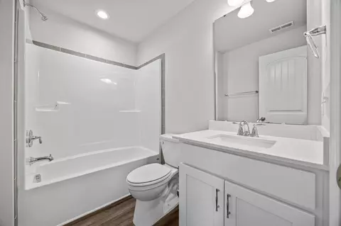 Bath - 79 Forest Valley Dr, Spring Lake, NC 28390 photo 3 of 3