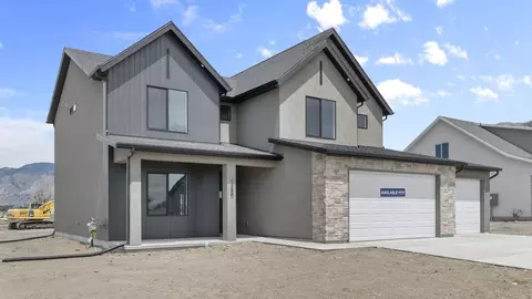 Exterior - 2337 S 1230 W, Perry, UT 84302 photo 2 of 9