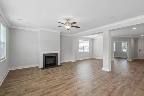 Living - 714 Alma Square Dr, Moncks Corner, SC 29461 photo 4 of 7