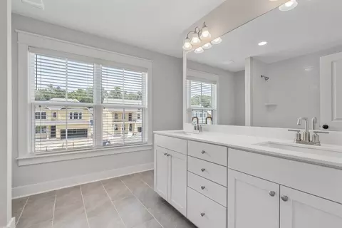 Bath - 714 Alma Square Dr, Moncks Corner, SC 29461 photo 1 of 3