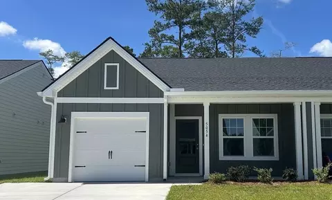 5054 Blackberry Ln, Ravenel, SC 29470