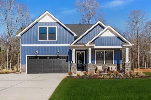 Exterior - 100 E South 7th St, Seneca, SC 29678 photo 5 of 11